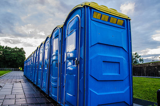 Best Porta potty delivery and setup  in Saltillo, MS